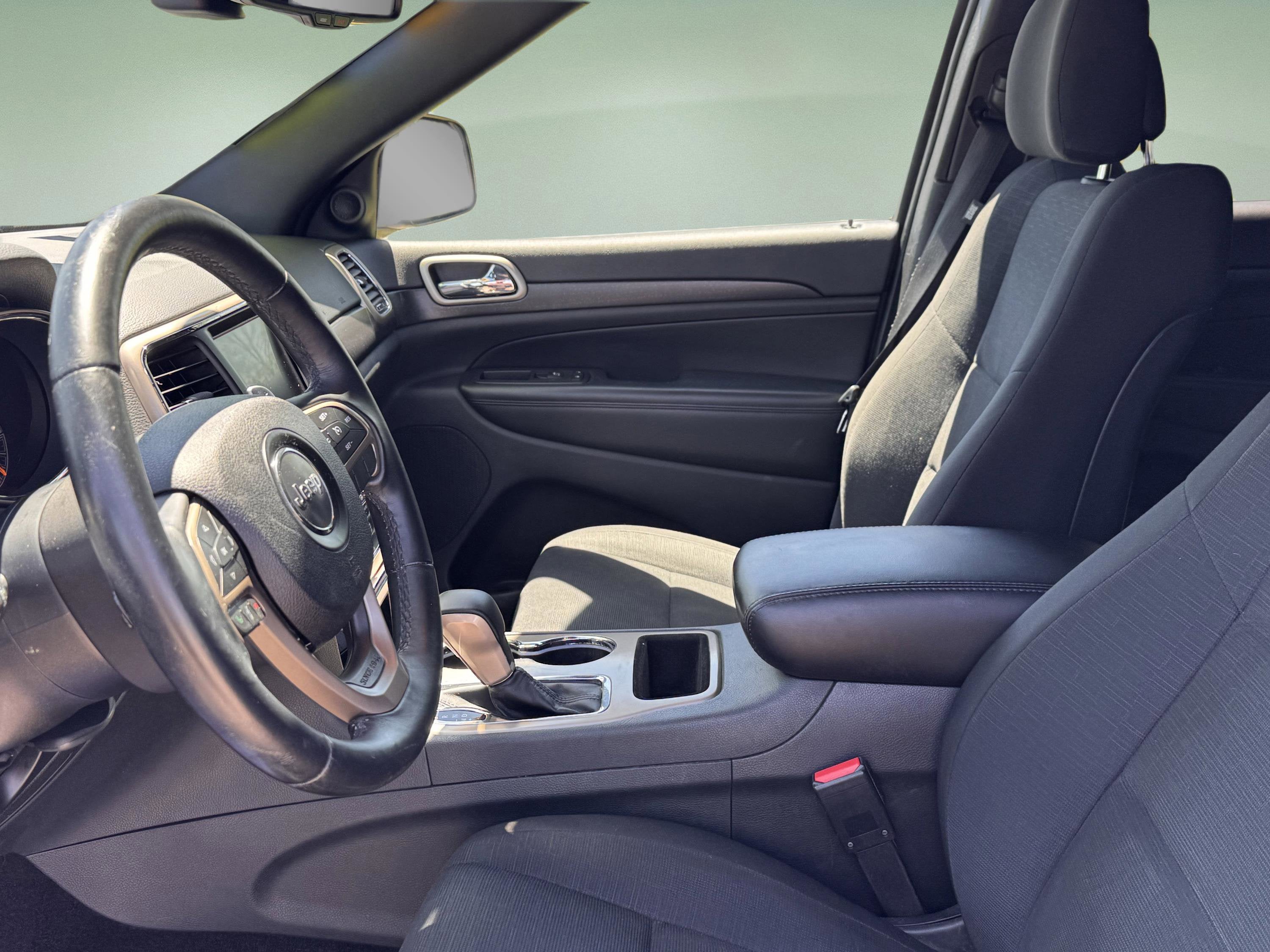 2016 Jeep Grand Cherokee Laredo