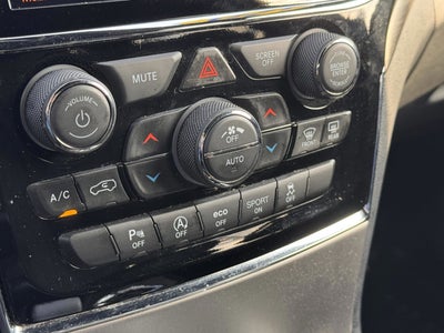 2020 Jeep Grand Cherokee Laredo E