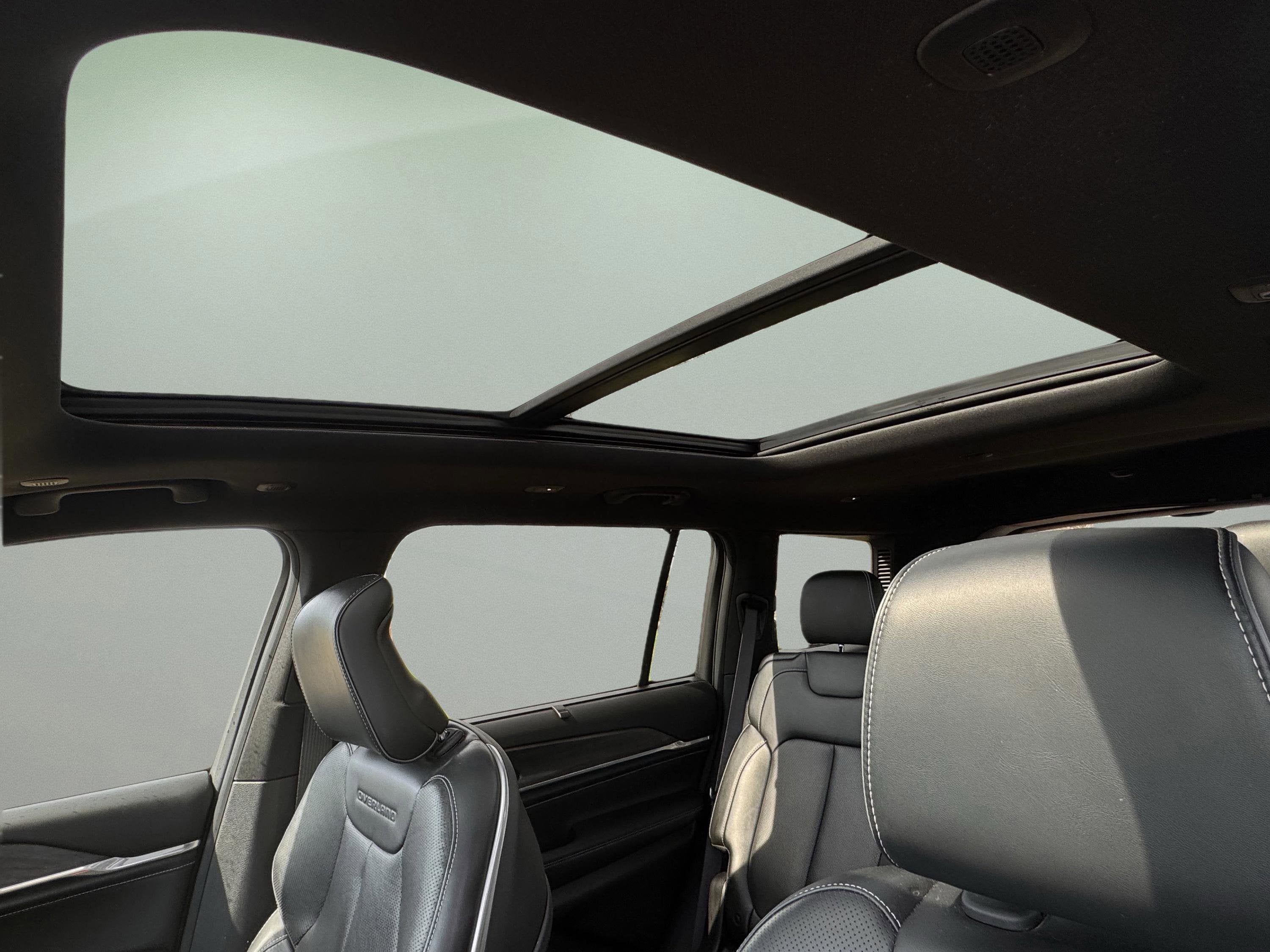 2022 Jeep Grand Cherokee L Overland