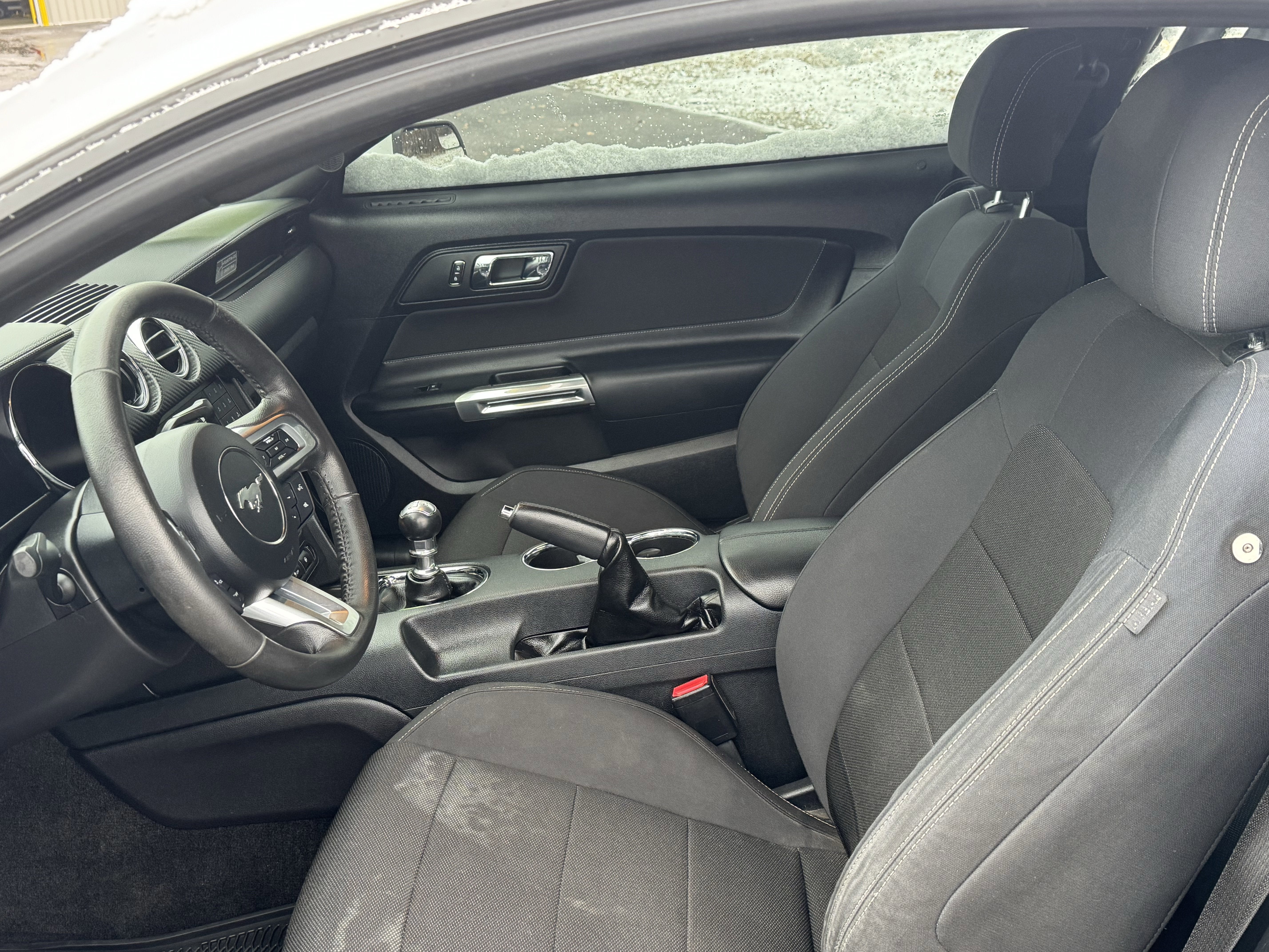 2015 Ford Mustang V6