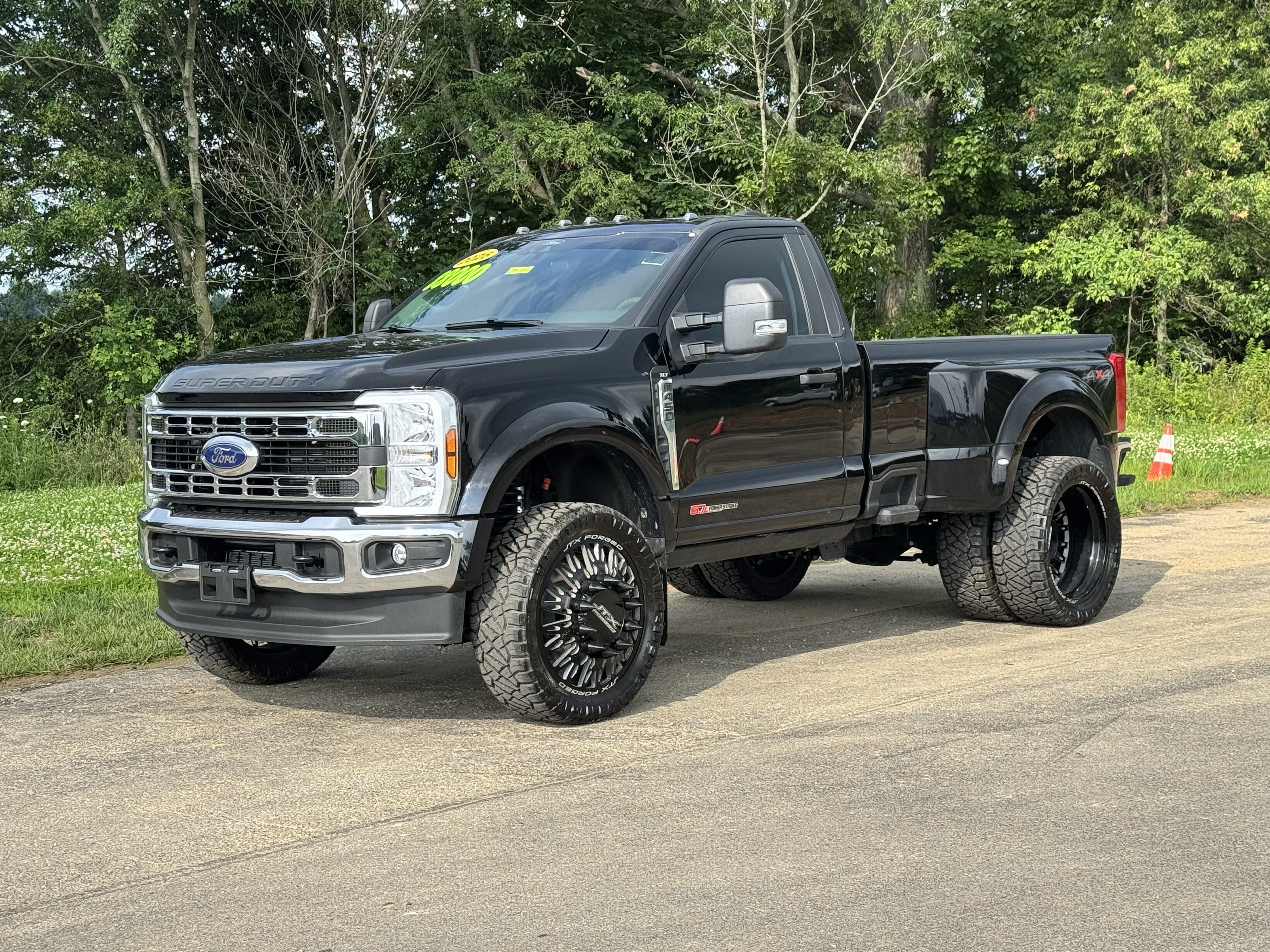 2026 Ford Super Duty F-450 Pickup XLT