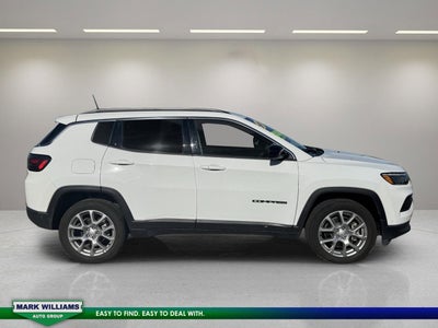 2024 Jeep Compass Latitude Lux