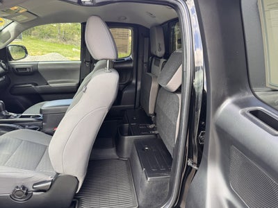 2022 Toyota Tacoma SR V6