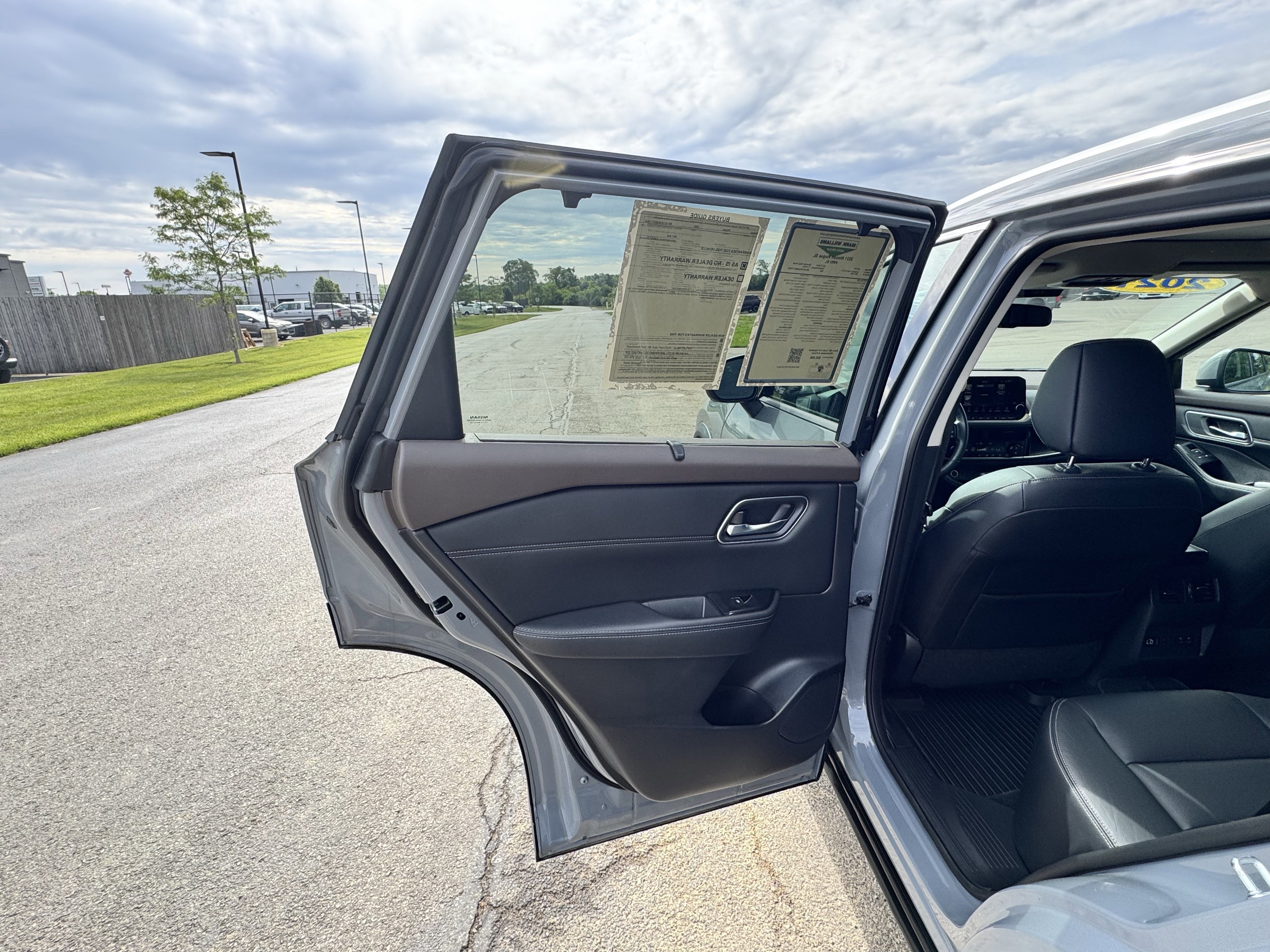 2021 Nissan Rogue SL