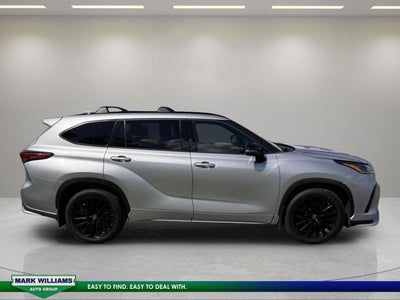 2023 Toyota Highlander XSE