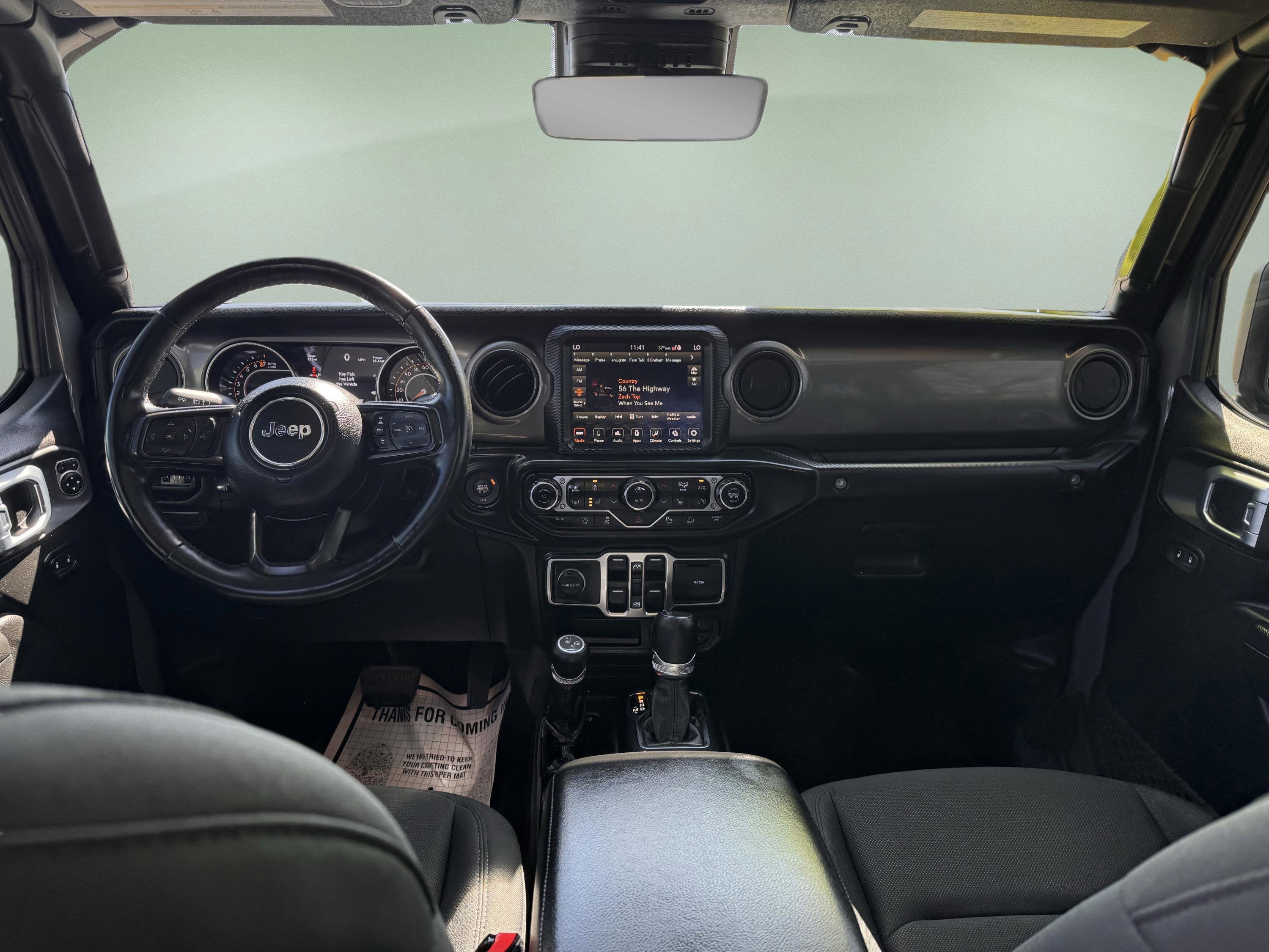 2022 Jeep Gladiator Sport