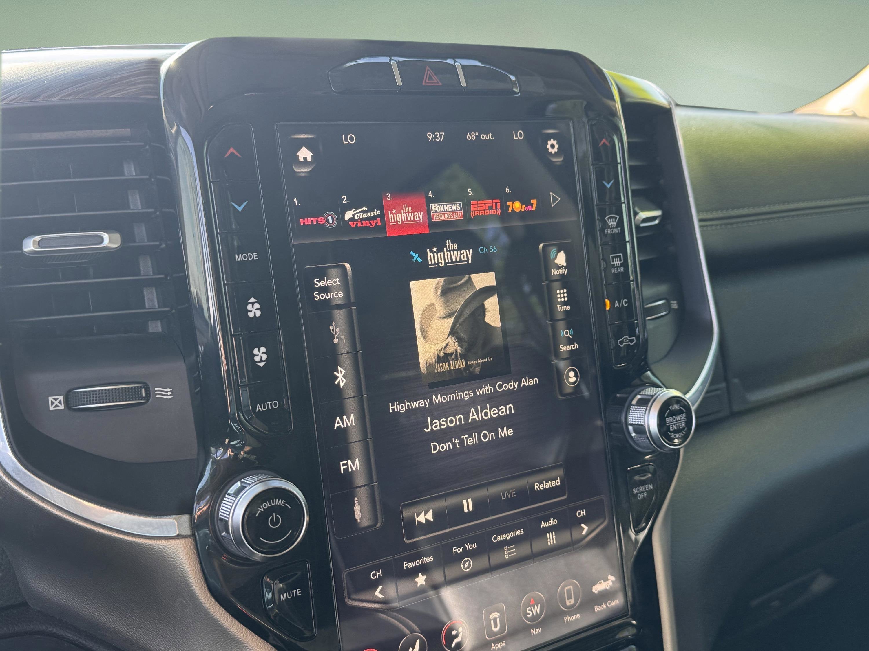2019 RAM 1500 Laramie