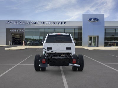 2026 Ford Super Duty F-350 DRW Chassis Cab LARIAT
