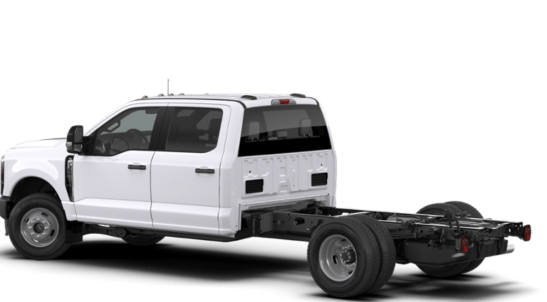 2026 Ford Super Duty F-350 DRW Chassis Cab LARIAT