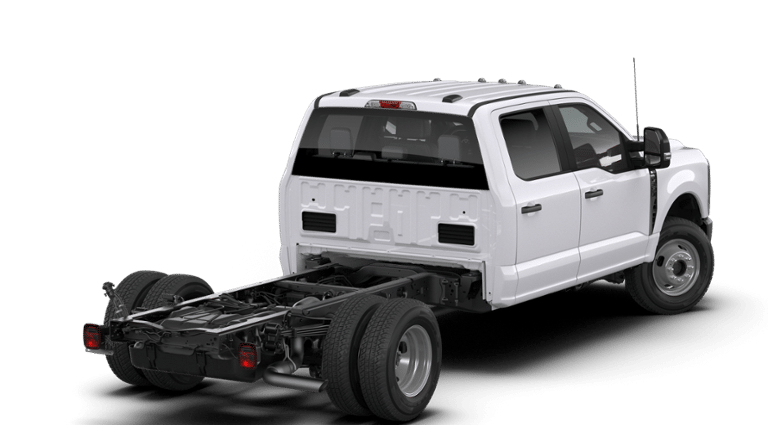 2026 Ford Super Duty F-350 DRW Chassis Cab LARIAT