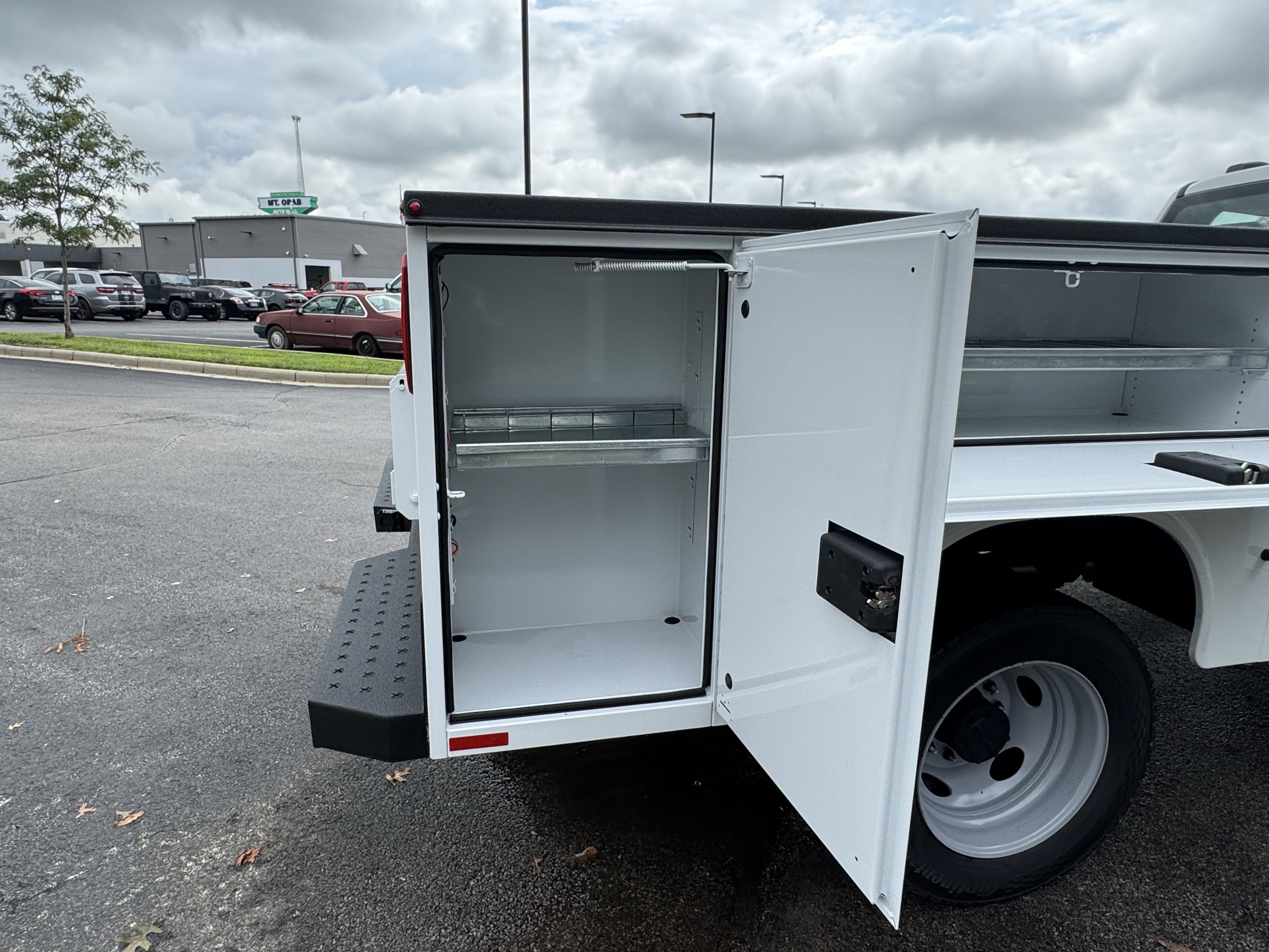 2025 Ford F-450SD XL DRW