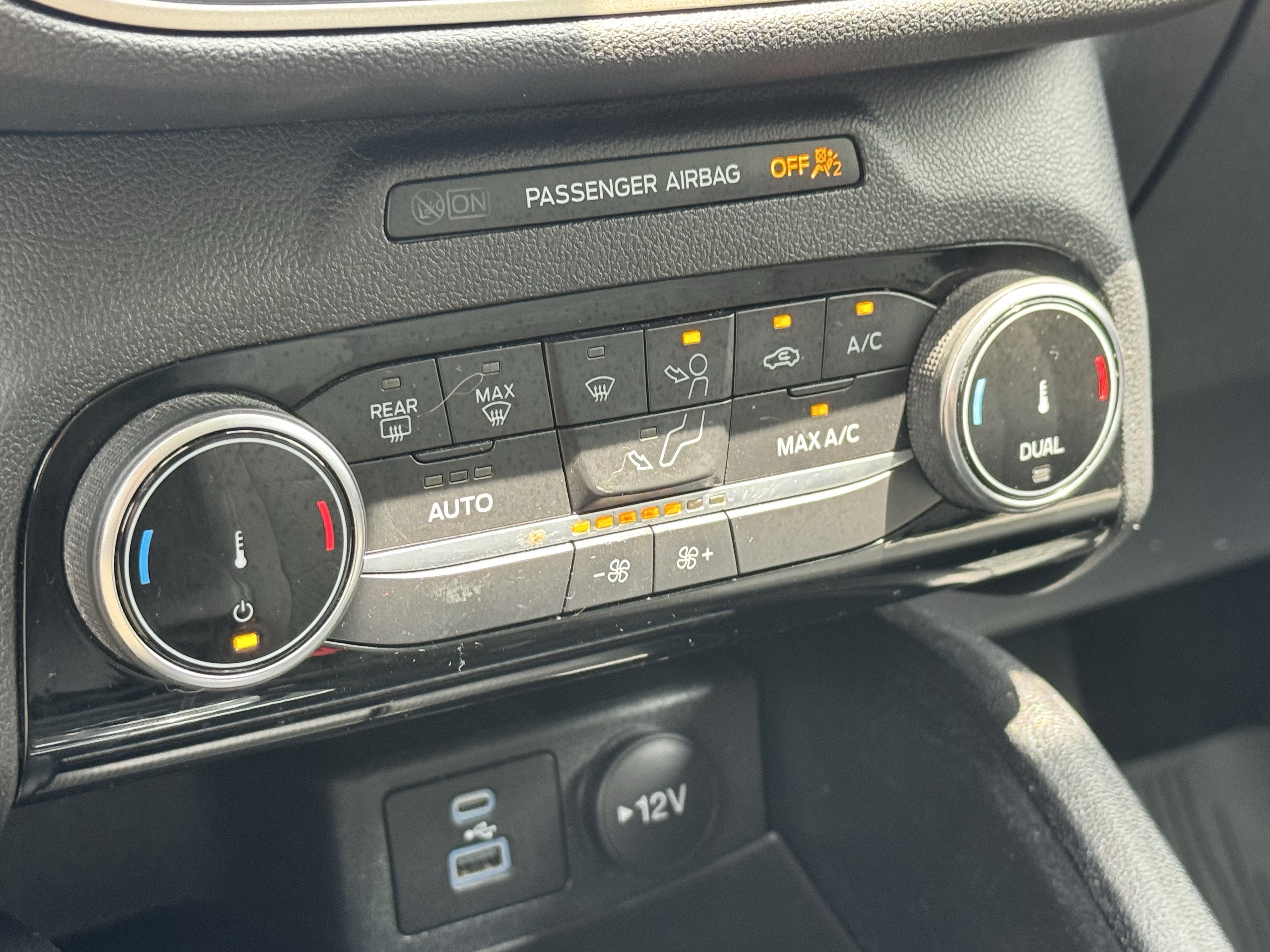 2022 Ford Escape SE Hybrid
