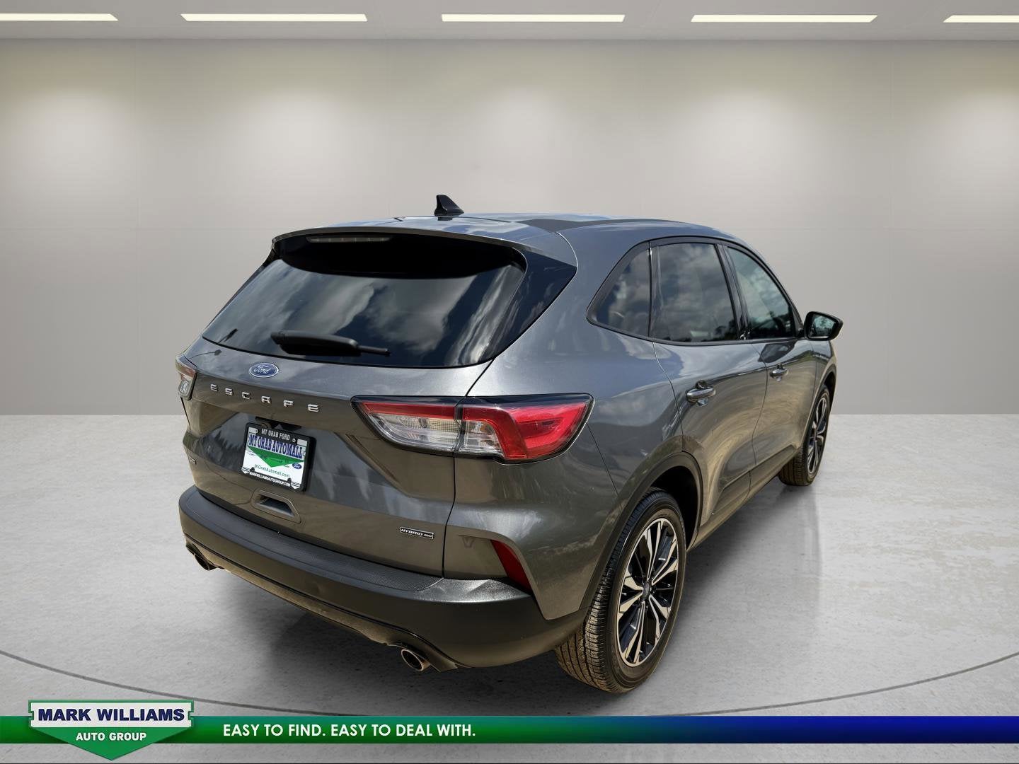 2022 Ford Escape SE Hybrid