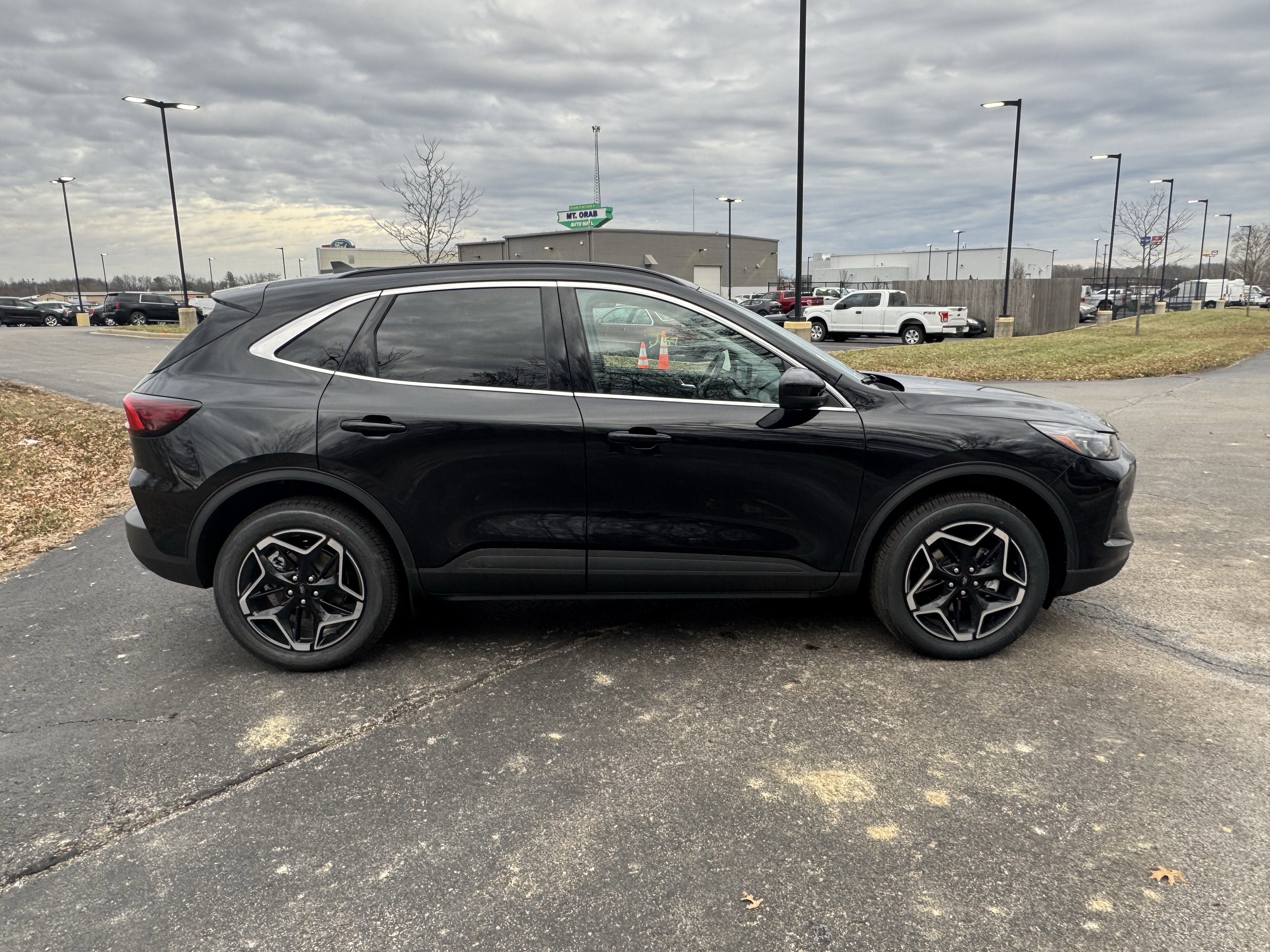 2026 Ford Escape Platinum