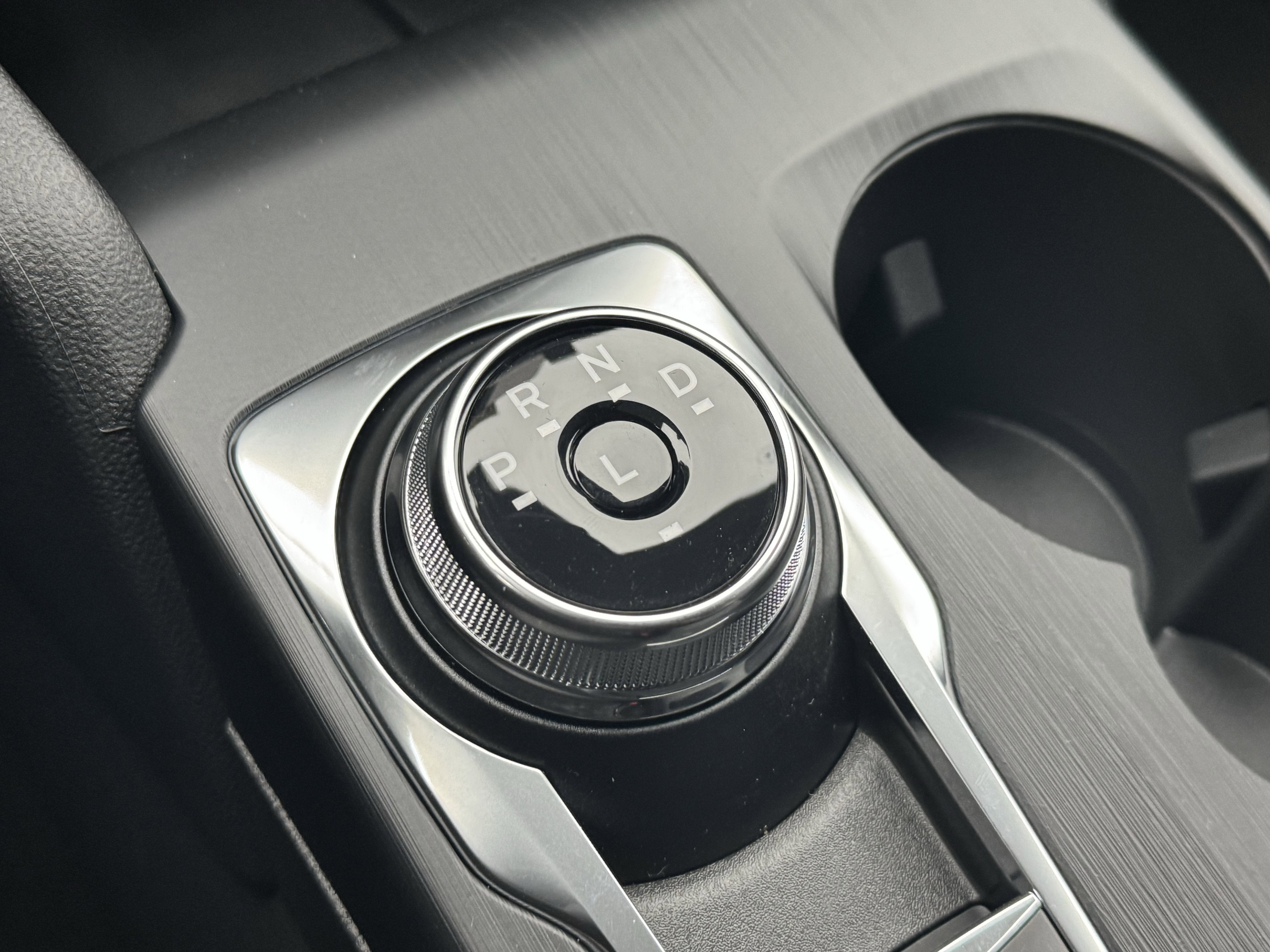 2026 Ford Escape Hybrid ST-Line Select