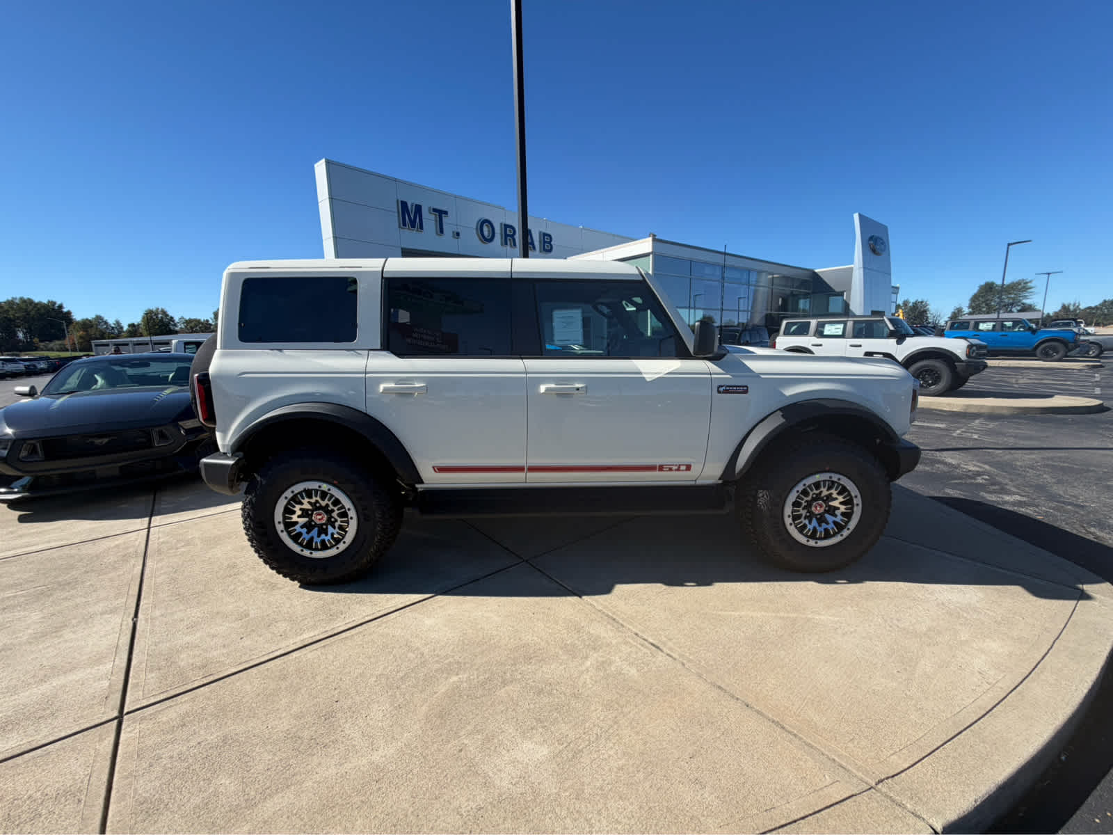 2026 Ford Bronco Outer Banks