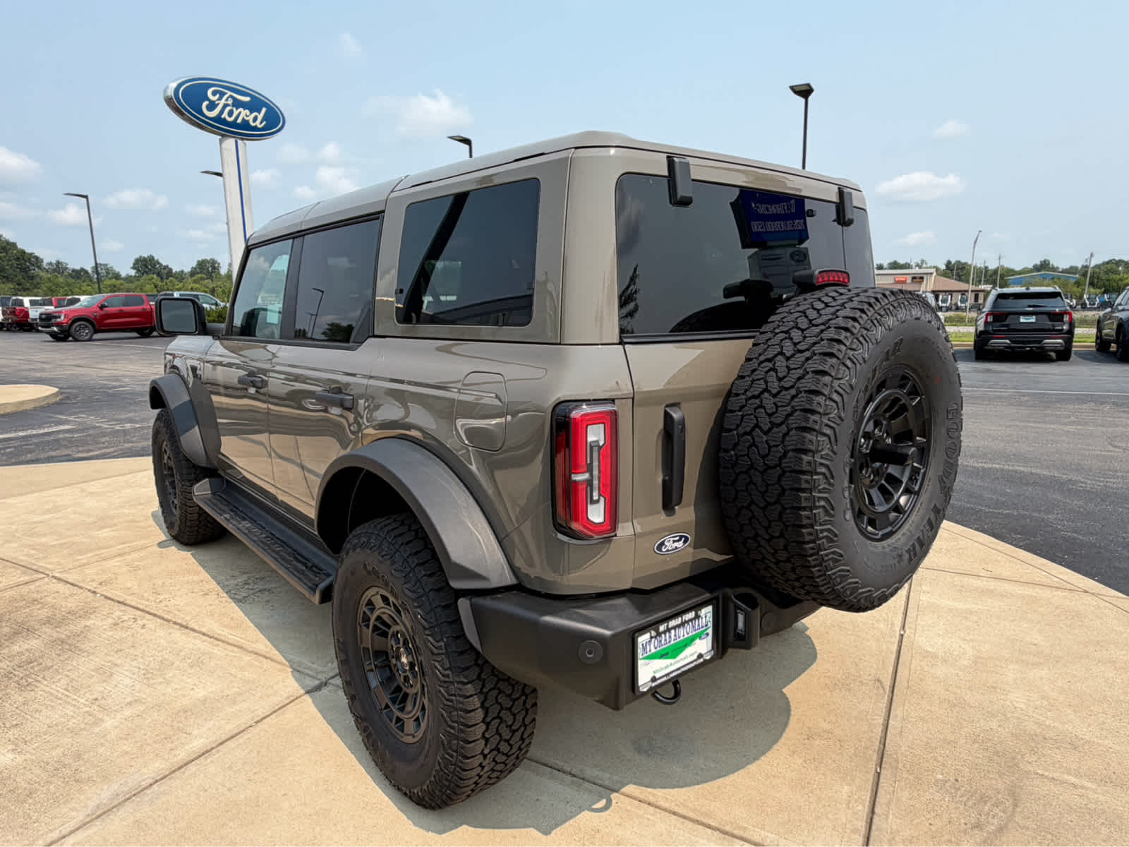 2026 Ford Bronco Outer Banks