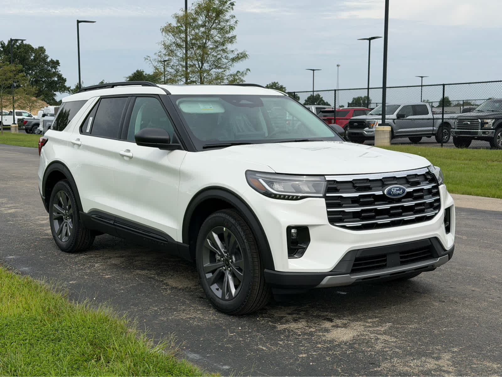 2026 Ford Explorer Active w/200A Pkg