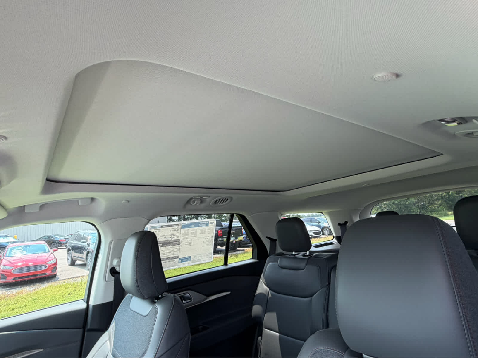 2026 Ford Explorer Active w/200A Pkg