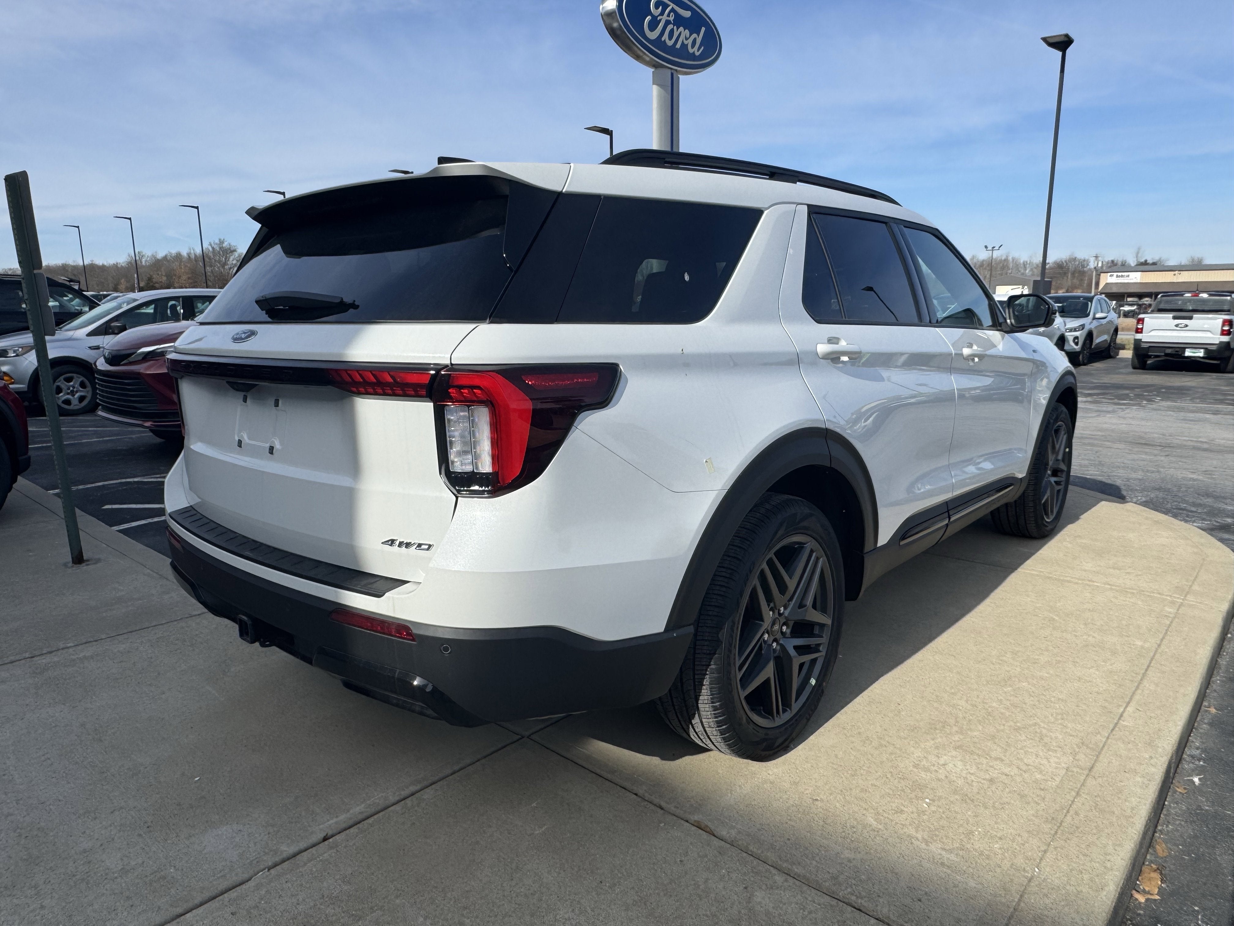 2026 Ford Explorer ST-Line