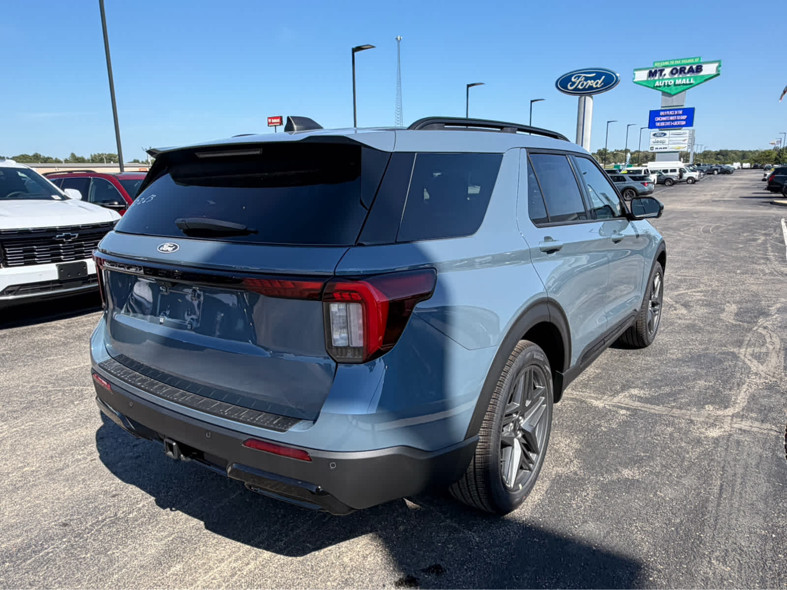 2027 Ford Explorer ST-Line