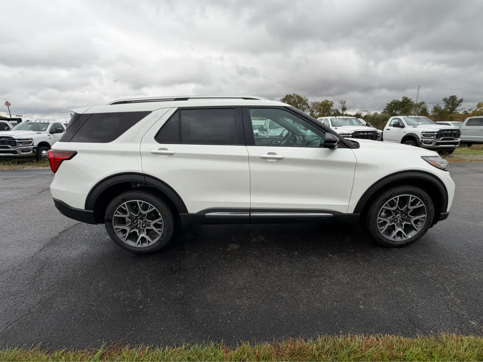 2027 Ford Explorer Platinum