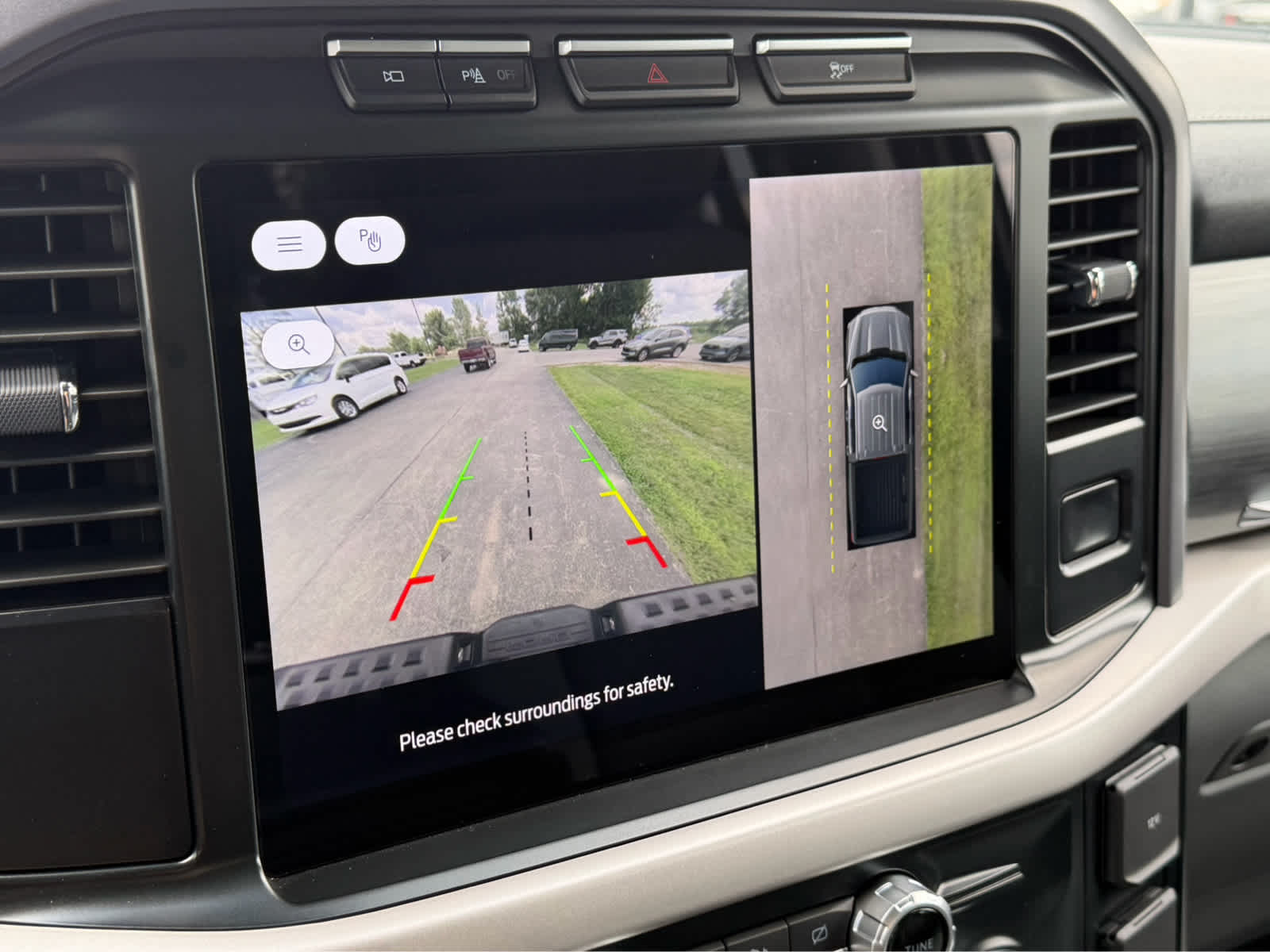 2023 Ford F-150 Lightning XLT