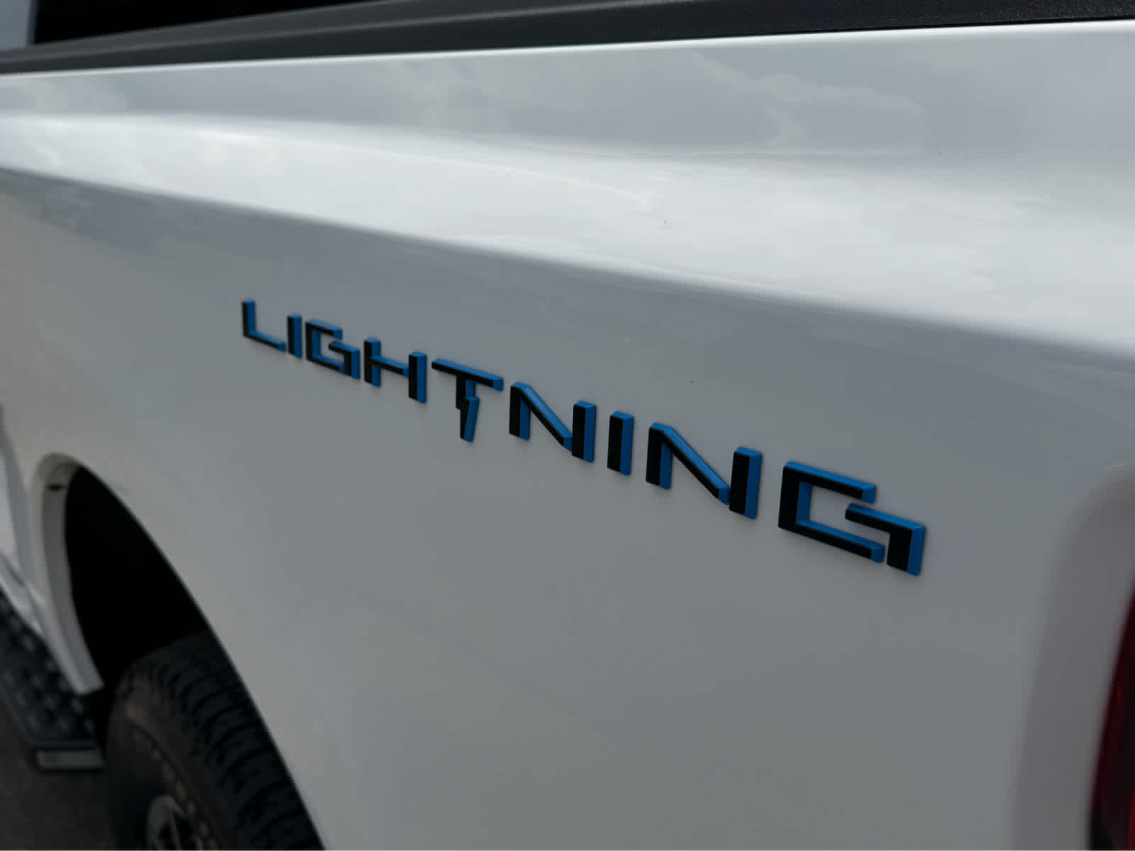 2023 Ford F-150 Lightning XLT