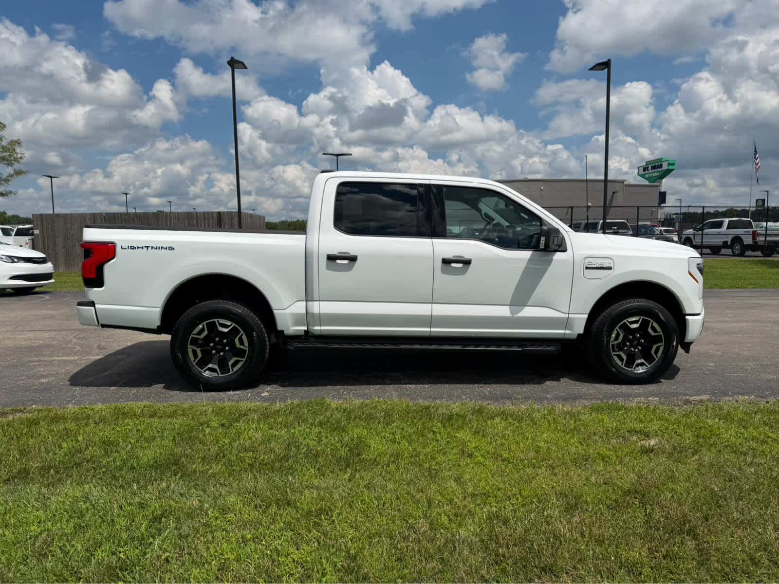 2023 Ford F-150 Lightning XLT
