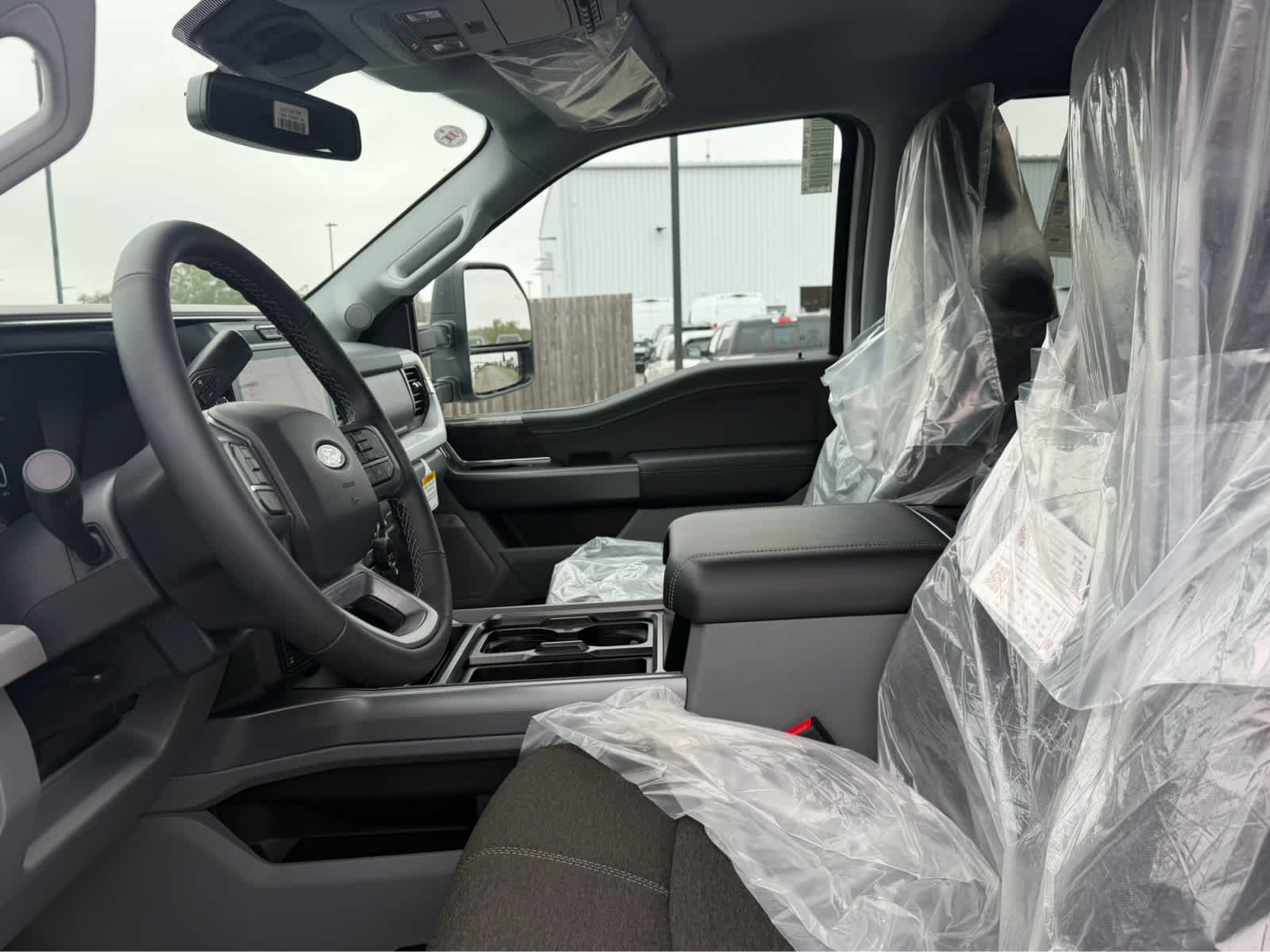 2027 Ford Super Duty F-250 SRW XLT