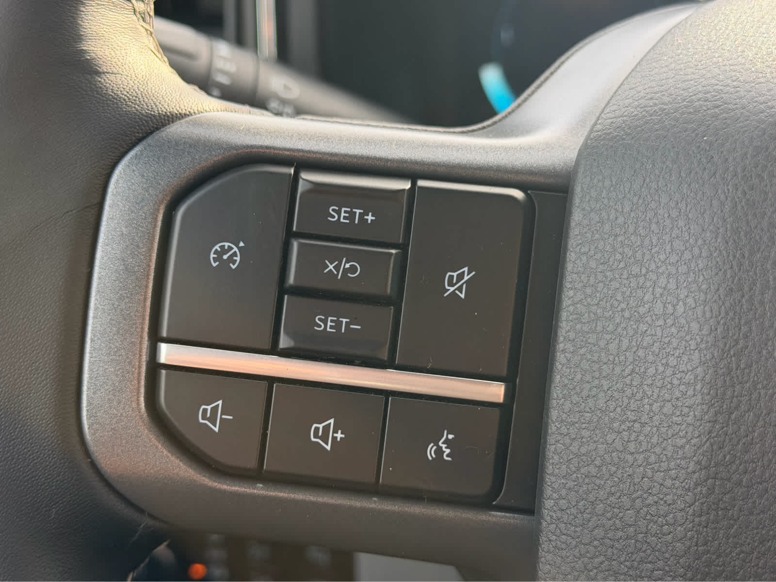 2027 Ford Super Duty F-250 SRW XLT
