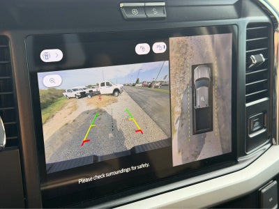 2027 Ford Super Duty F-250 SRW XLT