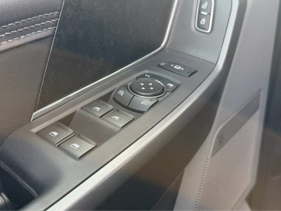 2027 Ford Super Duty F-250 SRW XLT