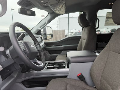 2027 Ford Super Duty F-250 SRW XLT
