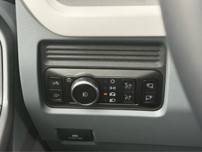 2027 Ford Super Duty F-250 SRW XLT