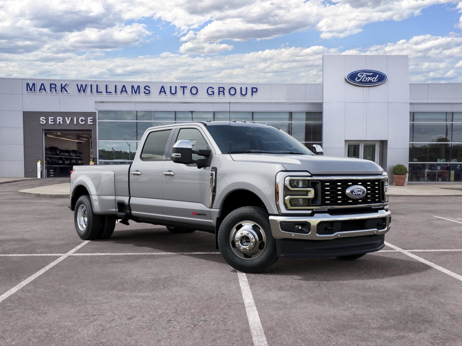 2027 Ford Super Duty F-350 DRW LARIAT