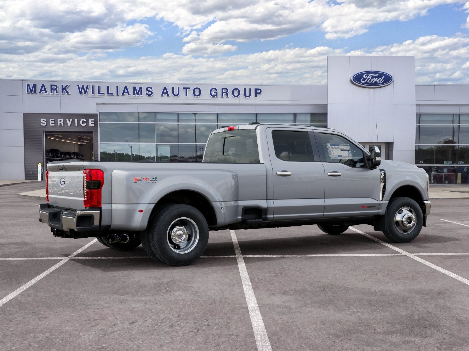 2027 Ford Super Duty F-350 DRW LARIAT