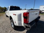 2027 Ford Super Duty F-350 DRW LARIAT
