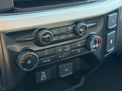 2027 Ford Super Duty F-350 DRW XL