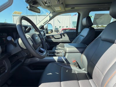 2027 Ford Super Duty F-350 DRW LARIAT