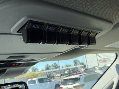 2027 Ford Super Duty F-350 DRW LARIAT