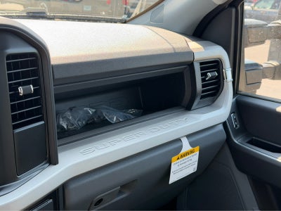 2027 Ford Super Duty F-350 DRW XL