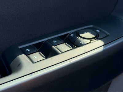2027 Ford Super Duty F-350 DRW XL