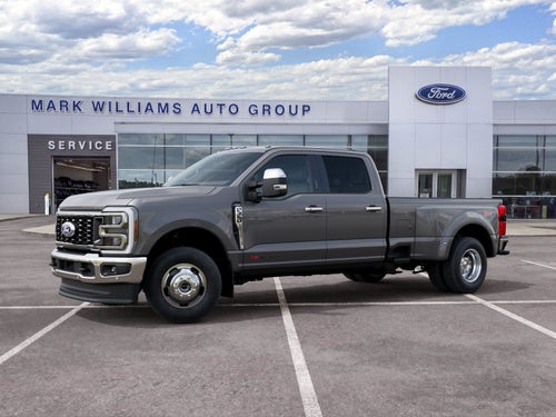 2027 Ford Super Duty F-350 DRW LARIAT