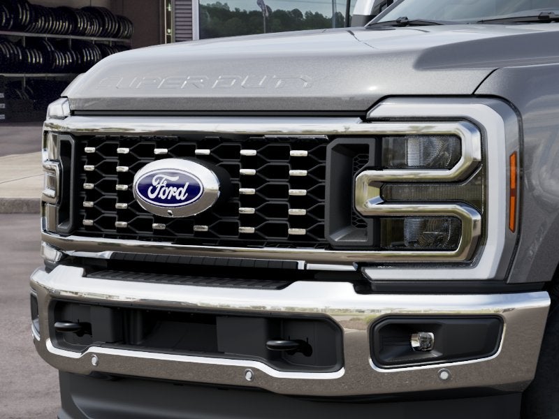2027 Ford Super Duty F-350 DRW LARIAT