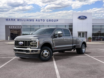 2027 Ford Super Duty F-350 DRW LARIAT