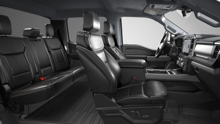 2026 Ford Super Duty F-450 DRW LARIAT