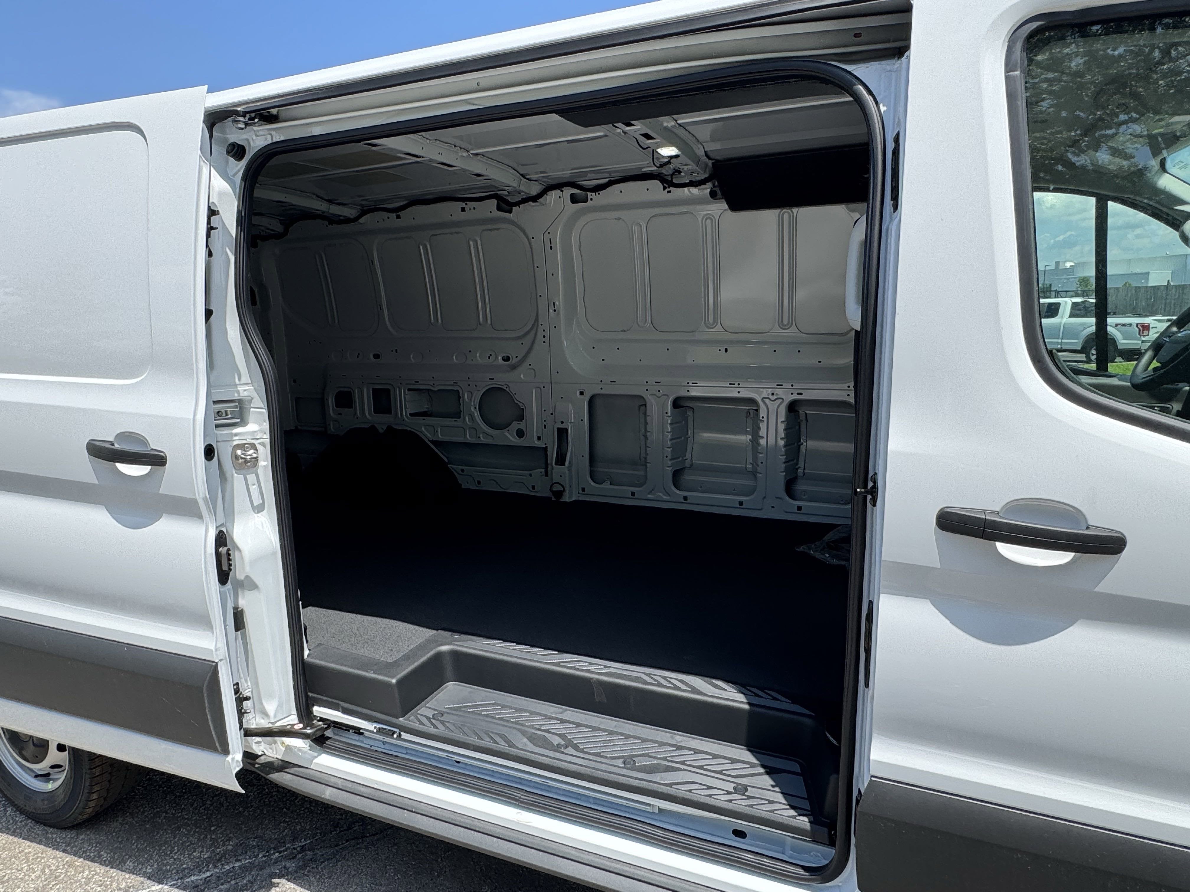 2025 Ford Transit-250 Base