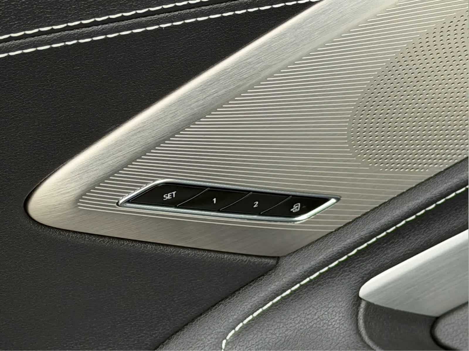 2023 Chevrolet Corvette 2LT