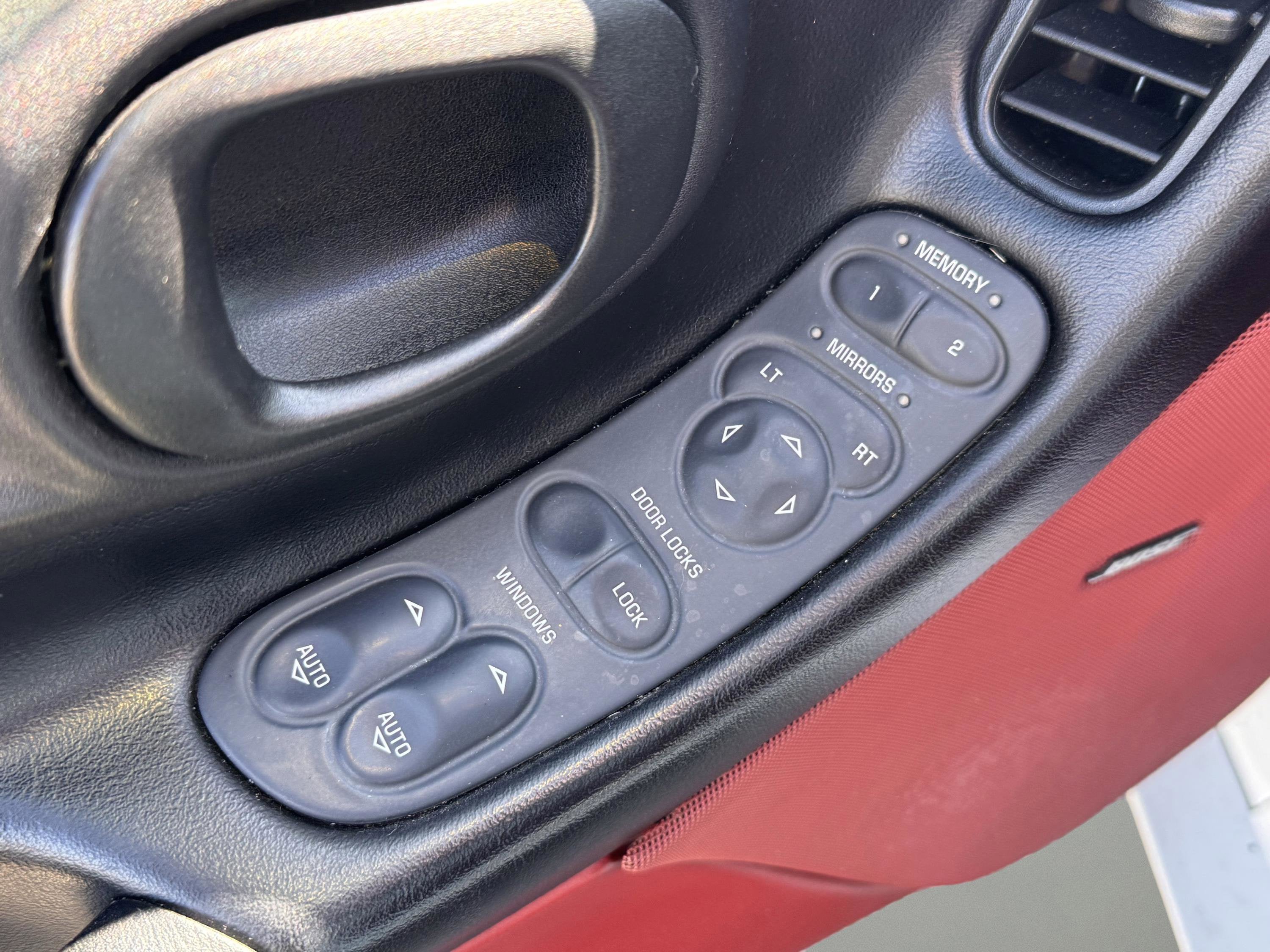 1998 Chevrolet Corvette Base